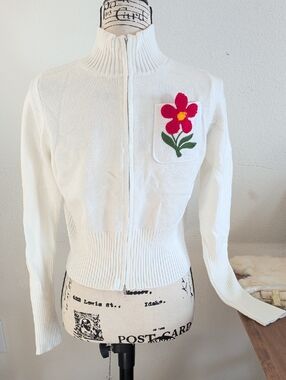 White Zip-Front Crew Sweater with Pink Flower Pocket